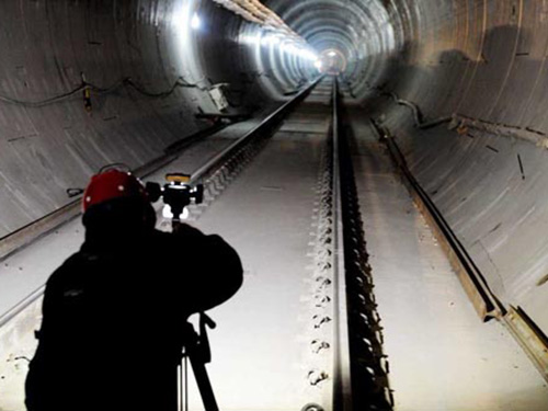 中鐵十三局長沙地鐵項目部